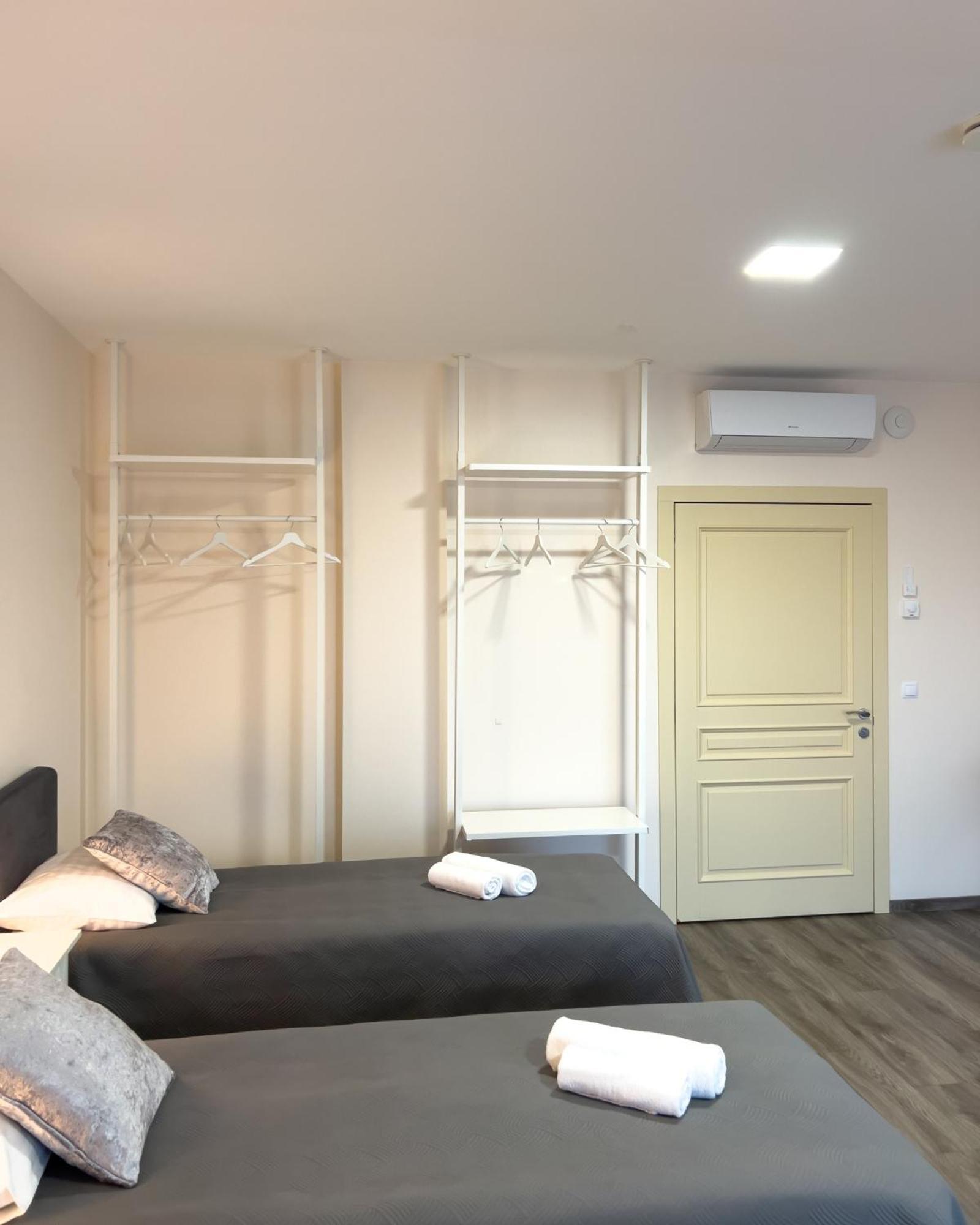 Sveciu Namai Zara Hotel Tytuvenai Ngoại thất bức ảnh