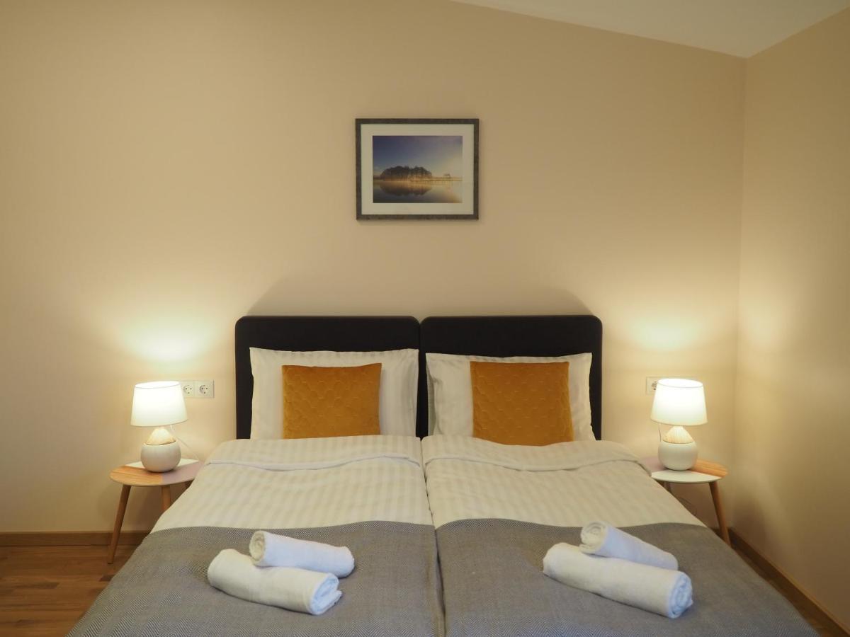 Sveciu Namai Zara Hotel Tytuvenai Ngoại thất bức ảnh